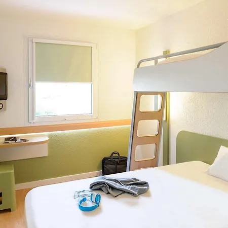 Hotel Ibis Budget Ferrand - Le Brezet - Aeroport 2*